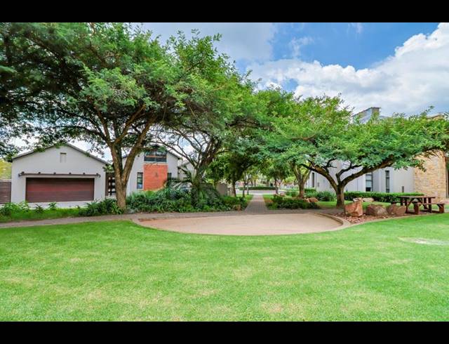 3 BEDROOM PROPERTY TO RENT IN COPPERLEAF ESTATE